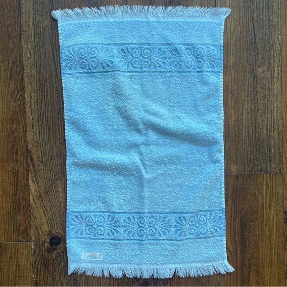 Vintage Cannon Monticello Blue Hand Towel - Picture 3 of 6